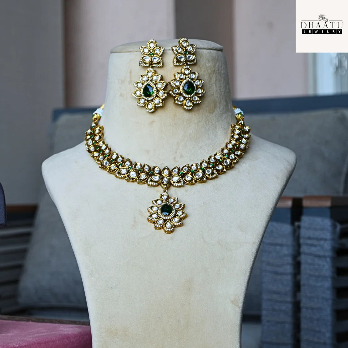 Regal Green Stone & White Polki Style Jewelry Set with Necklace, Earrings & Maang Tikka