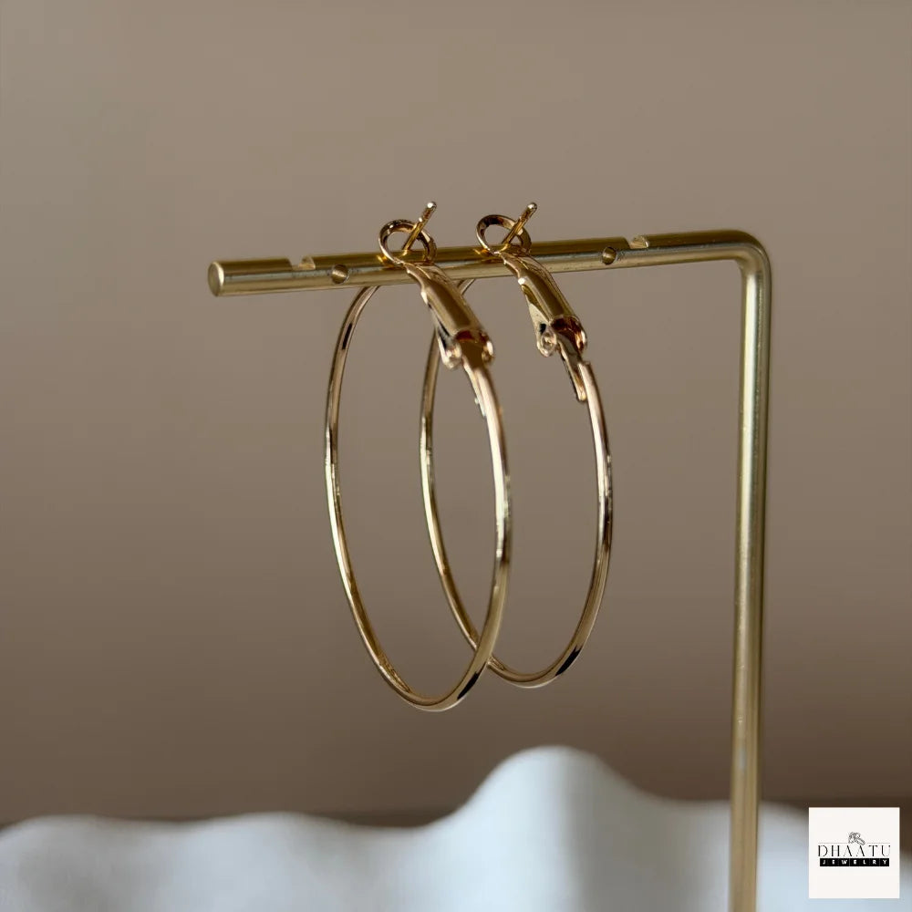 Chic Minimalist Anti-Tarnish Hoop Earrings - Gold & Silver Toned, Hypoallergenic & Nickel-Free