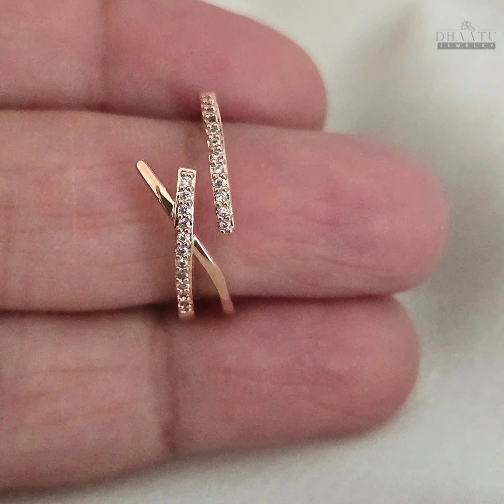 Dhaatu Crisscross Crystal Open Ring