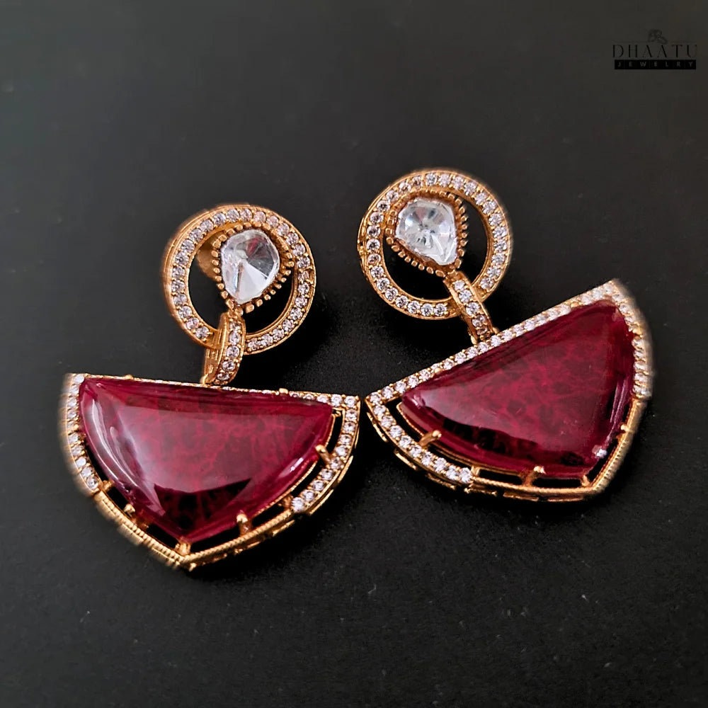 Elegant Gold-Tone Statement Jewelry Set with Accents