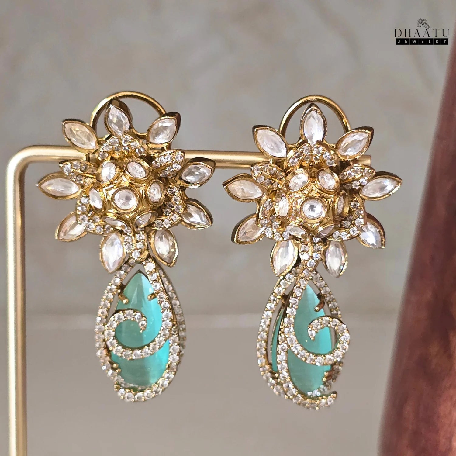 Regal Kundan & Doublet Stone Choker Necklace Set - Dhaatu Jewelry