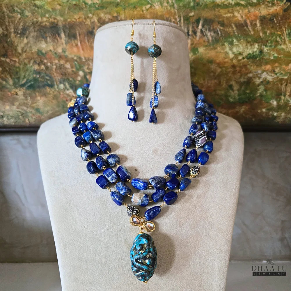 Elegant Deep Blue Lapis Lazuli & Carved Pendant Jewelry Set