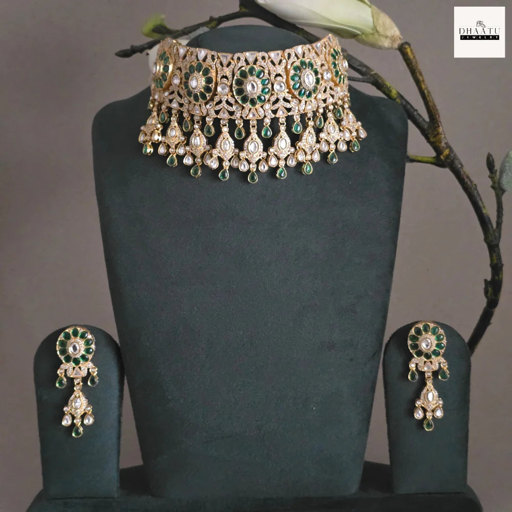 Regal Kundan Choker Set with Natural Gemstones – Traditional Bridal Necklace & Earrings