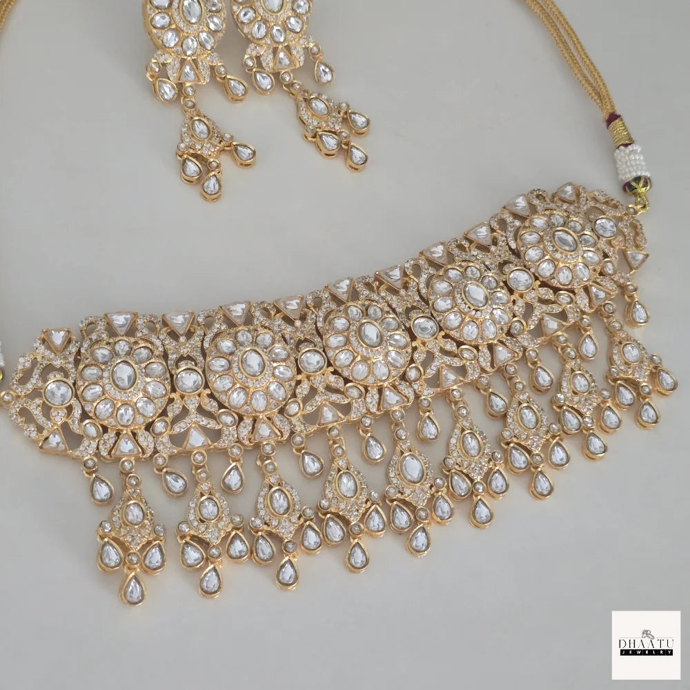 Regal Kundan Choker Set with Natural Gemstones – Traditional Bridal Necklace & Earrings