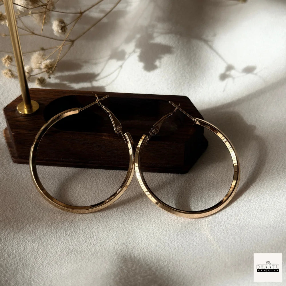 Classic Flat Edge Hoop Earrings for Women - Anti-Tarnish, Hypoallergenic (Gold & Silver, 4cm & 5cm)