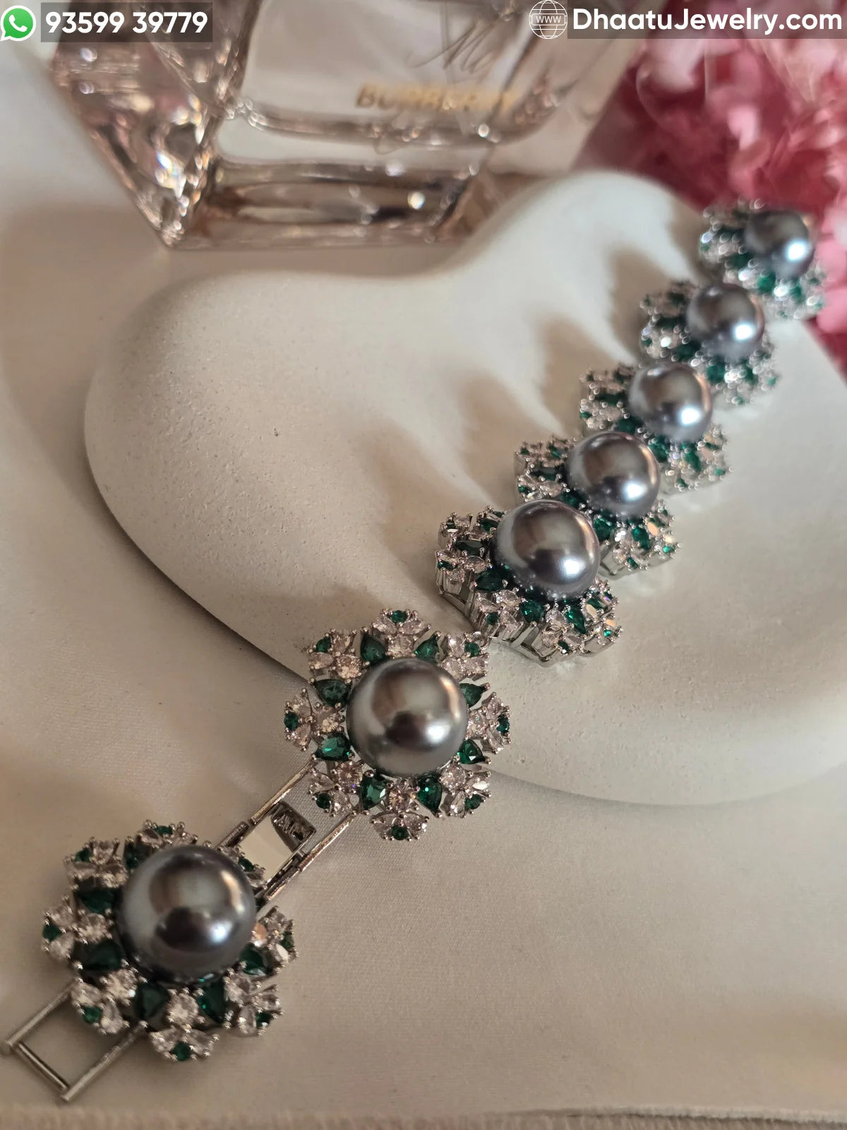 Grey Shell Pearl and Emerald Green Zirconia Floral Link Bracelet – 18cm to 21cm Adjustable, Silver-Tone Finish