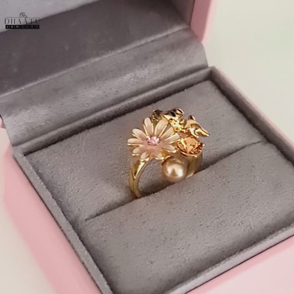 Load video: Playful Cat &amp; Floral Motif Adjustable Ring