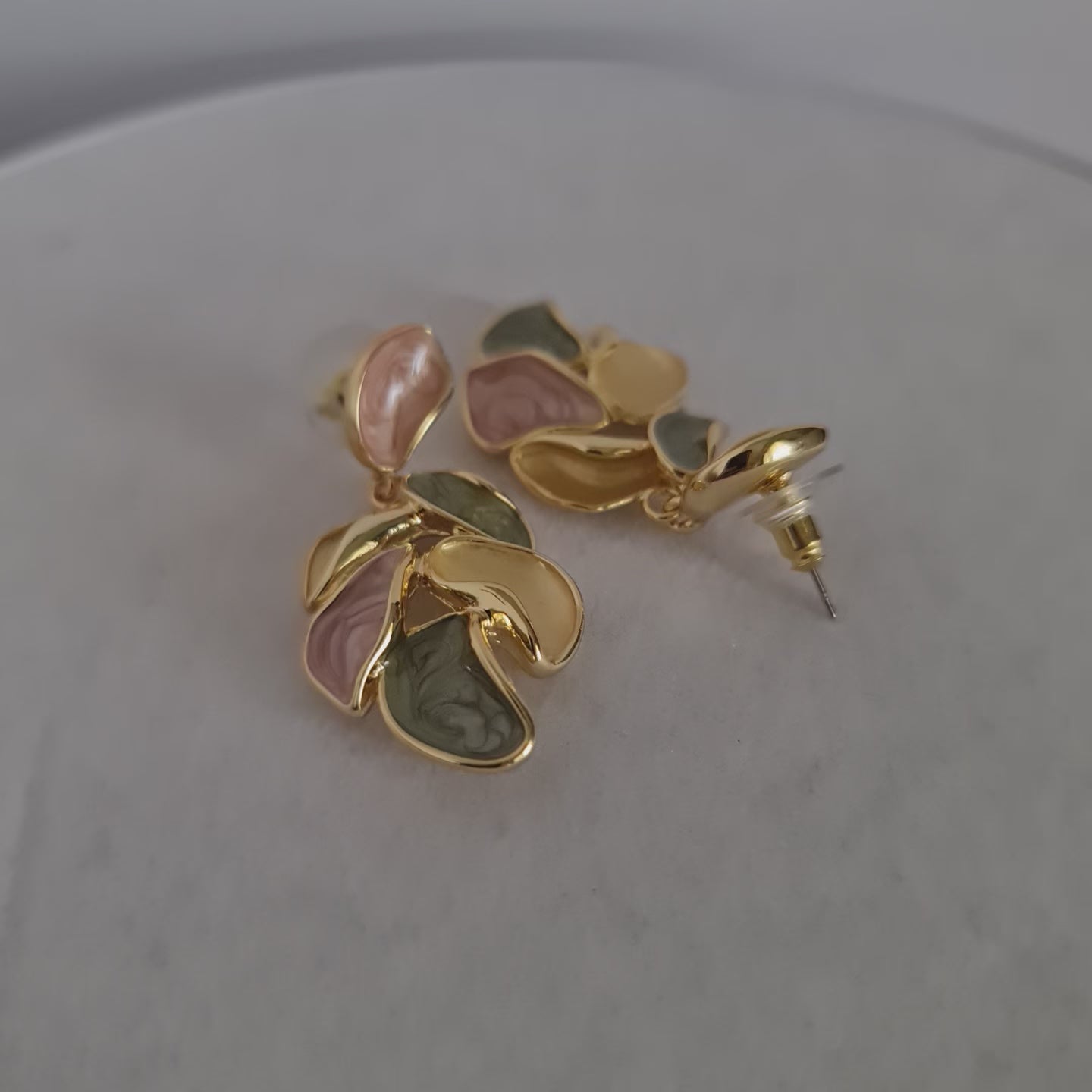 Load video: Modern Sculptural Leaf Dangle Earrings