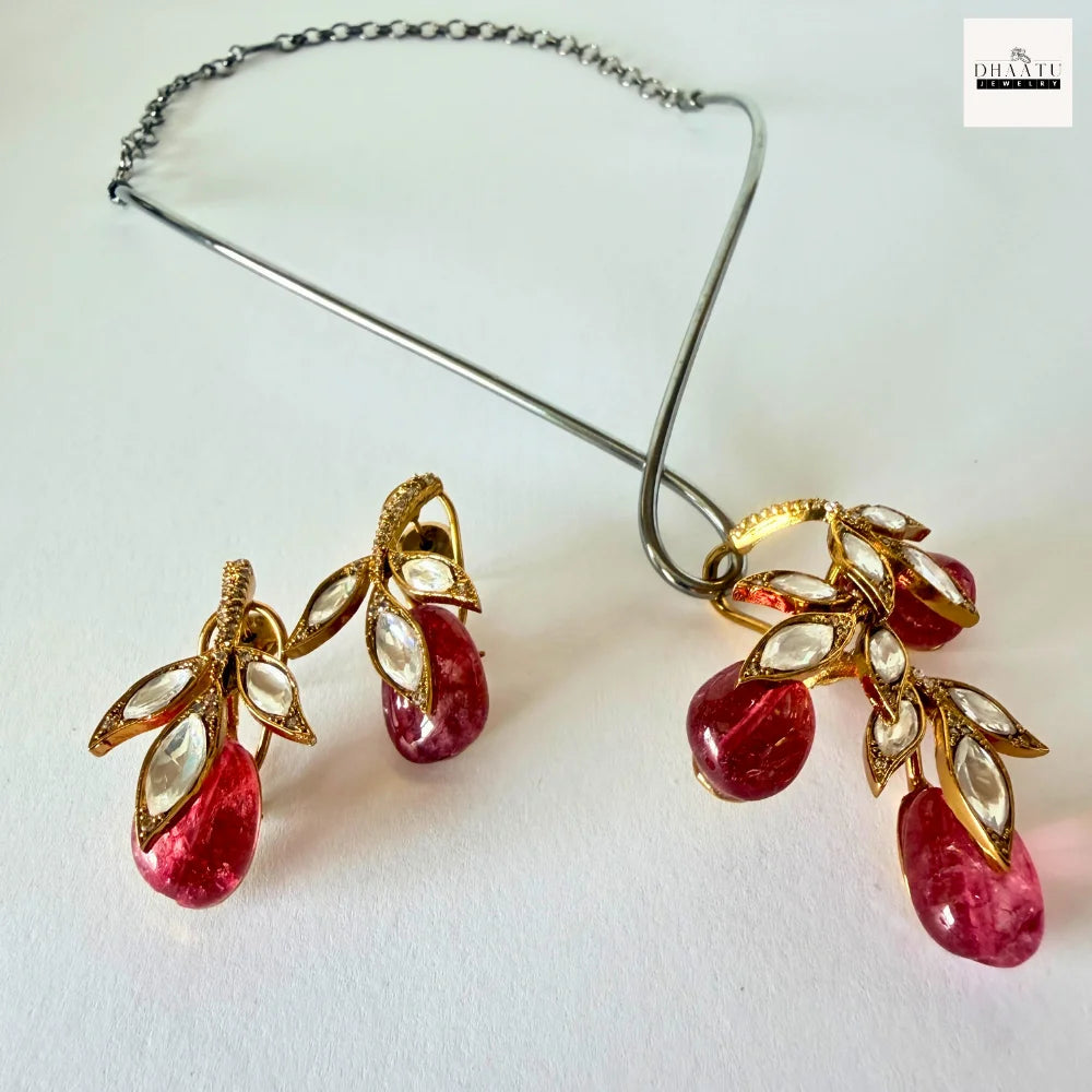 Handcrafted Kundan Leaf Motif Hasli Torque Necklace & Earring Set – 6 Colors