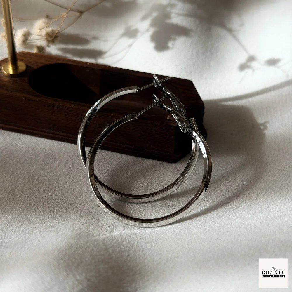 Classic Flat Edge Hoop Earrings for Women - Anti-Tarnish, Hypoallergenic (Gold & Silver, 4cm & 5cm)