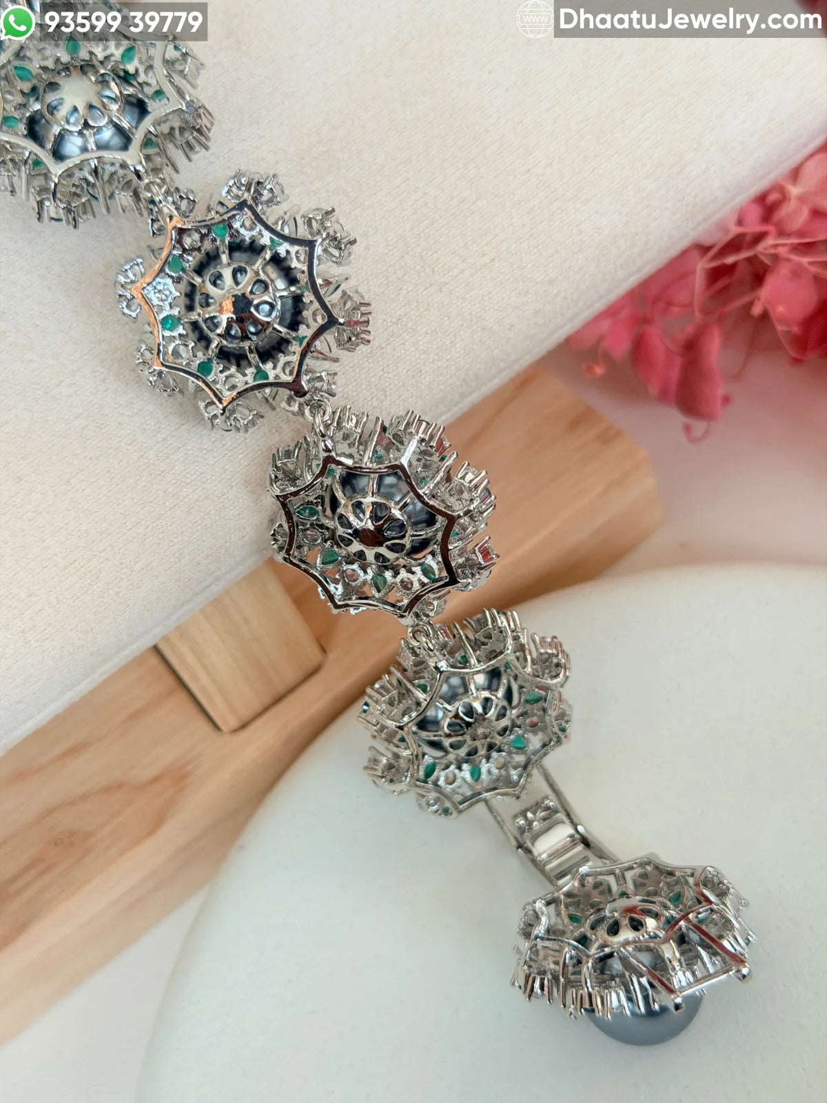 Grey Shell Pearl and Emerald Green Zirconia Floral Link Bracelet – 18cm to 21cm Adjustable, Silver-Tone Finish
