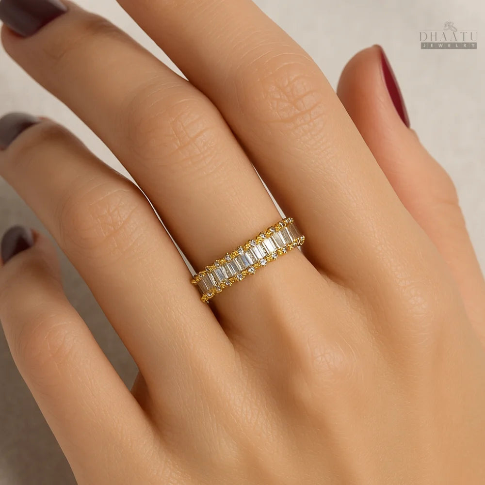 Dhaatu Stackable Baguette & Round Crystal Fashion Ring