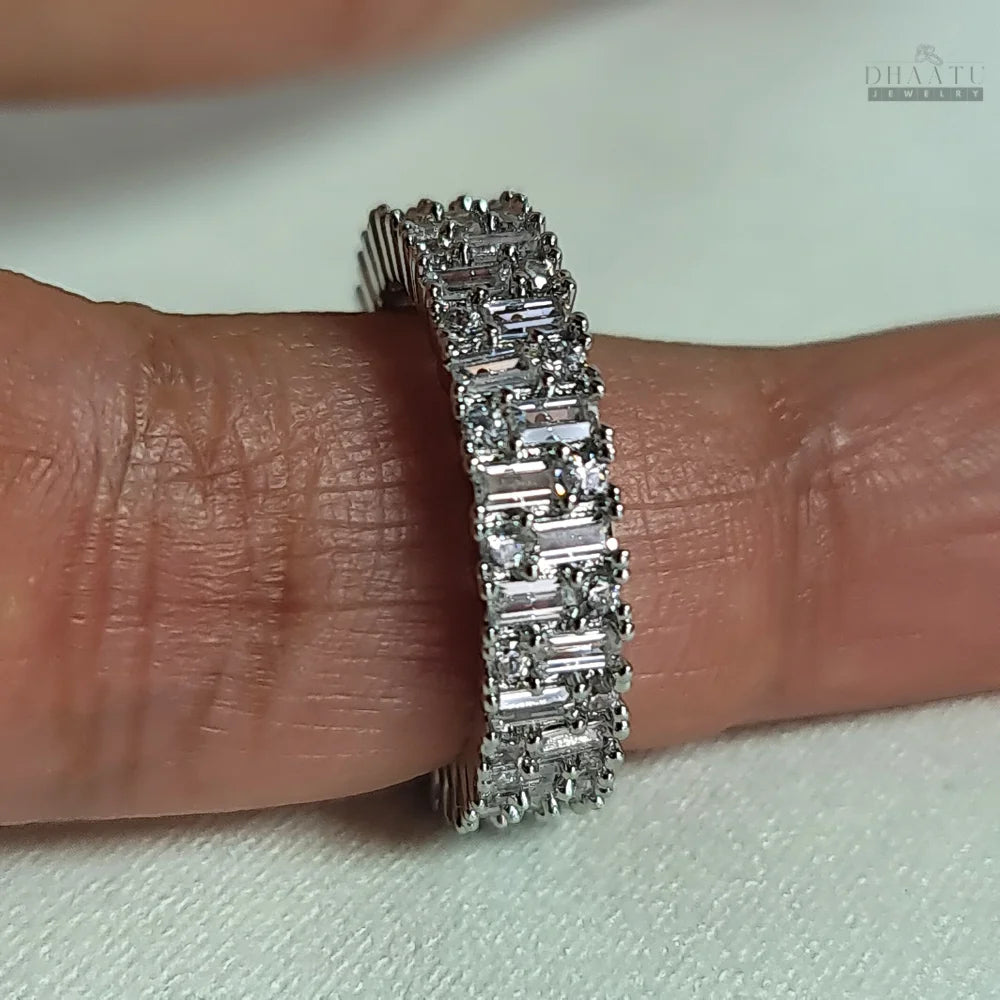 Dhaatu Stackable Baguette & Round Crystal Fashion Ring