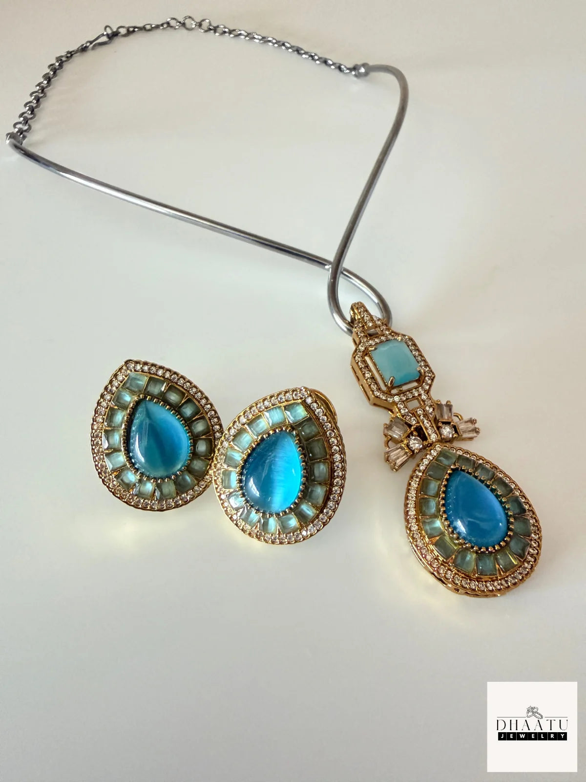 Pear-Cut Gemstone Fusion Jewelry Set – Gold-Plated Teardrop Necklace & Studs with Baguette Halo