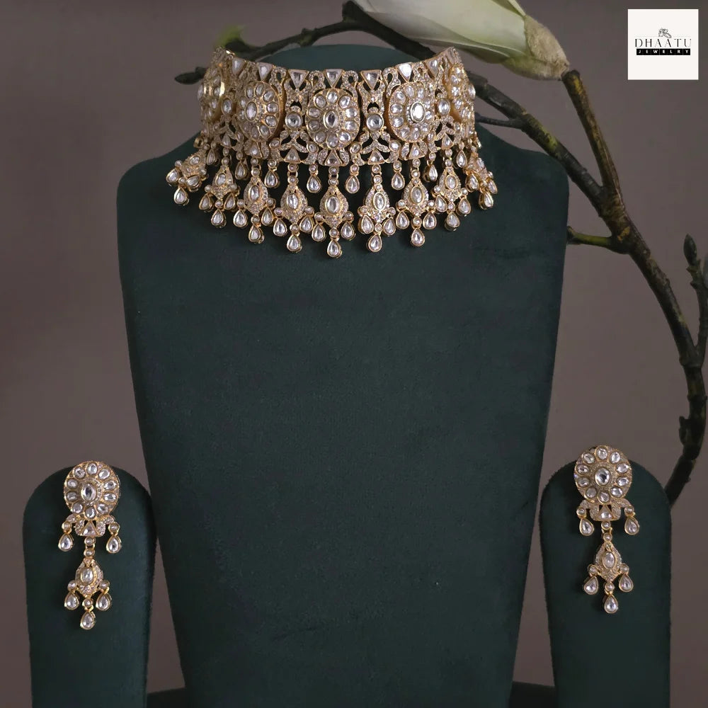 Regal Kundan Choker Set with Natural Gemstones – Traditional Bridal Necklace & Earrings
